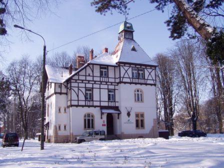 headquarters Nadleśnictwo Brzeg